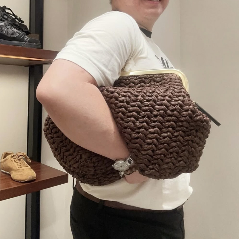 手織りキスロックフレームショルダーラフィアビーチバッグ女性用 - Luxury Bags Reseller のレビューと価格