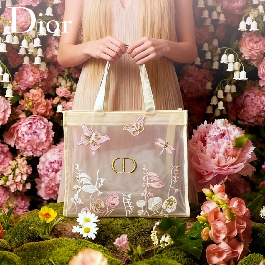 クリスチャン・ディオール ディオールのバッグ 高級デザイナー - Luxury Bags White のレビューと価格