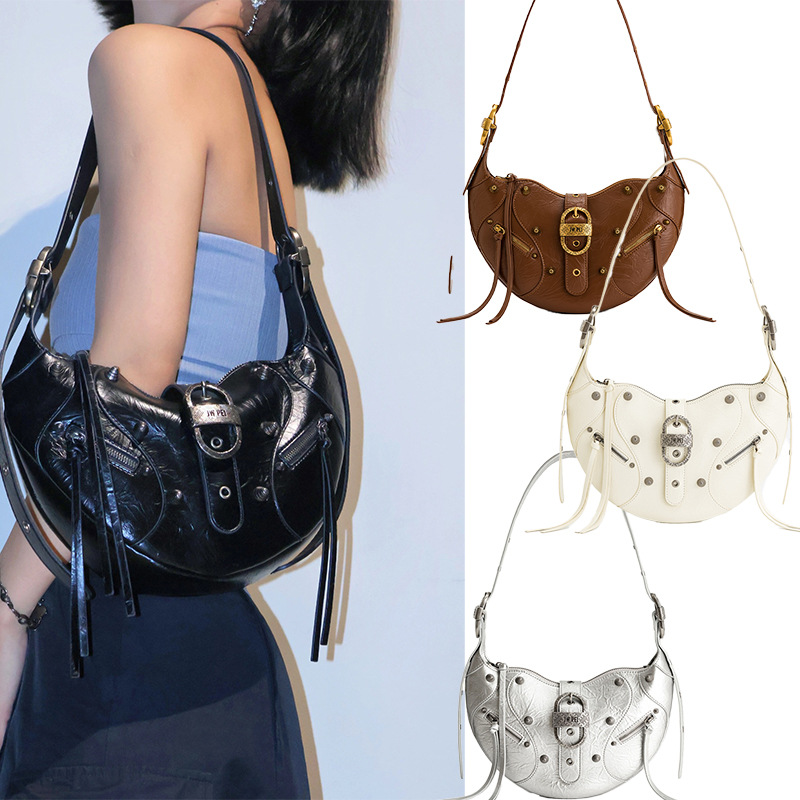 JW PEI ブルホーンバッグ TESSA 大容量オートバイ - Luxury Bags White のレビューと価格