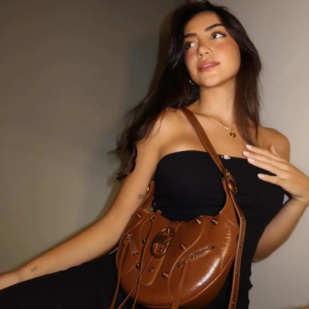 JW PEI ブルホーンバッグ TESSA 大容量オートバイ - Luxury Bags White のレビューと価格