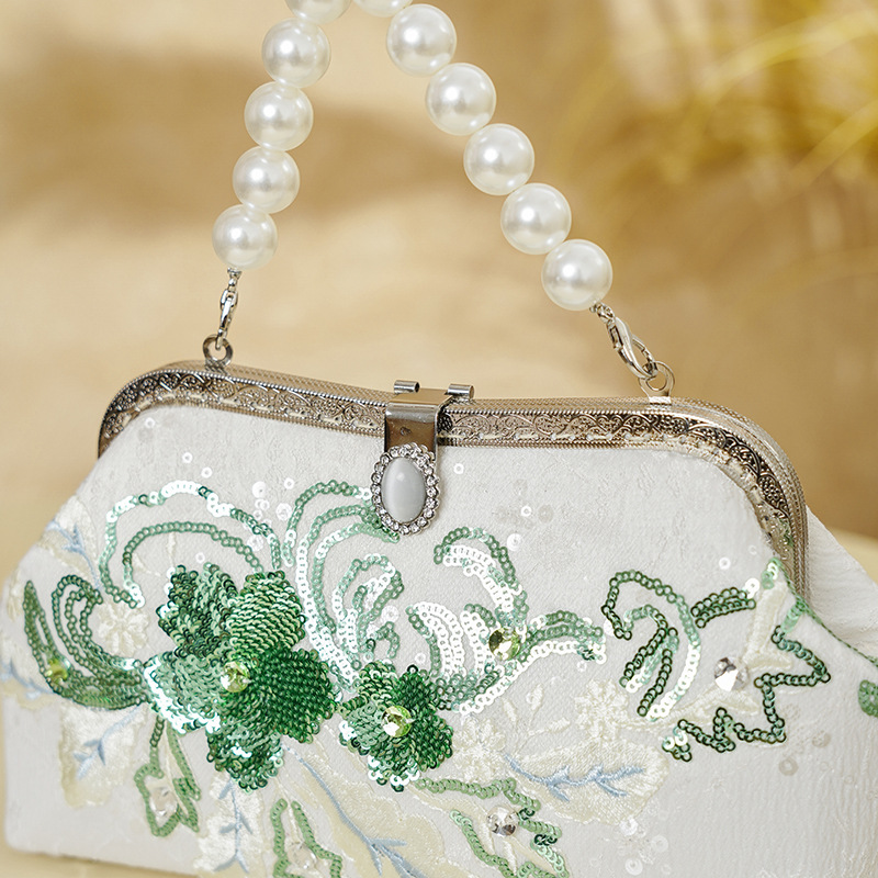 女性ヴィンテージ高級デザイナー刺繍ミディアムサイズキスロック - Luxury Bags Medium Size のレビューと価格