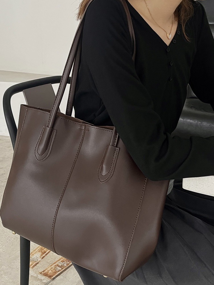 女性のための革のトートバッグ,良質,シンプル,大容量,正方形 - Luxury Bags Reseller のレビューと価格