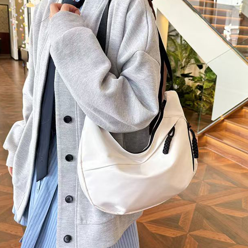 カジュアルな女性用ナイロンクロスボディバッグ、大容量ホーボー - Luxury Bags White のレビューと価格