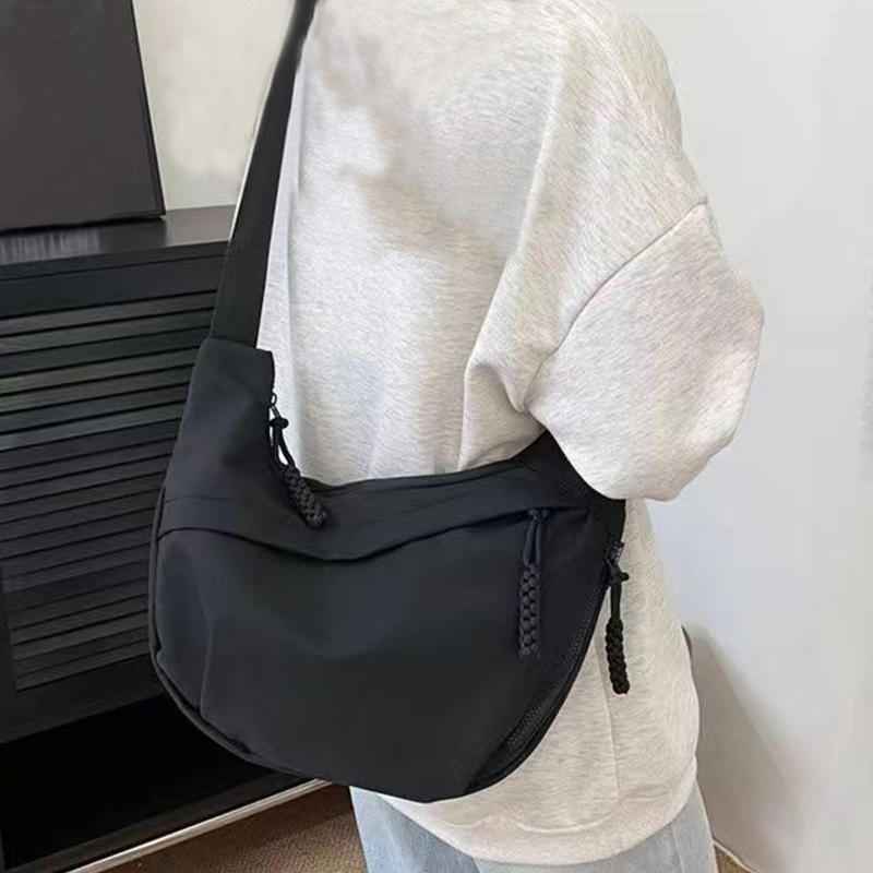 カジュアルな女性用ナイロンクロスボディバッグ、大容量ホーボー - Luxury Bags White のレビューと価格